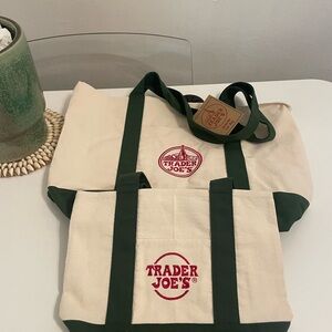 Trader Joe's Canvas Tote Bag Set